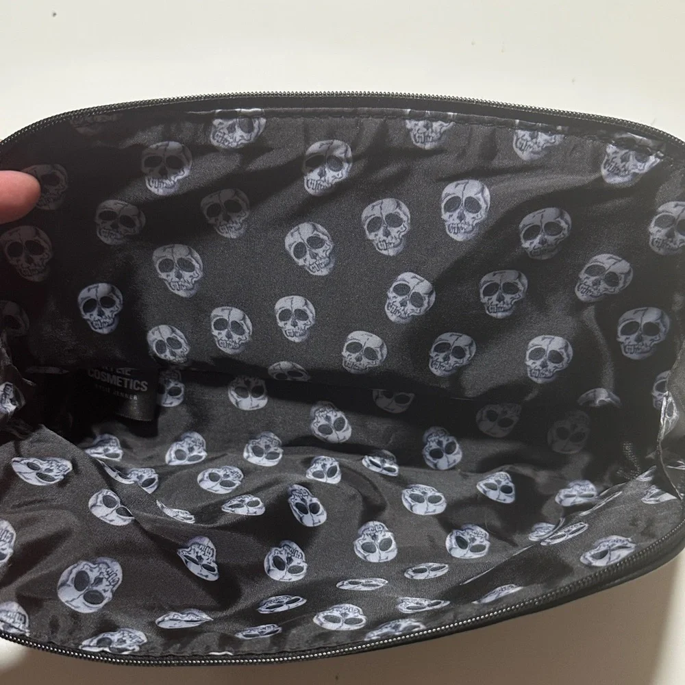 Kylie Cosmetics “King Kylie” Black Cosmetic / Toiletry Bag